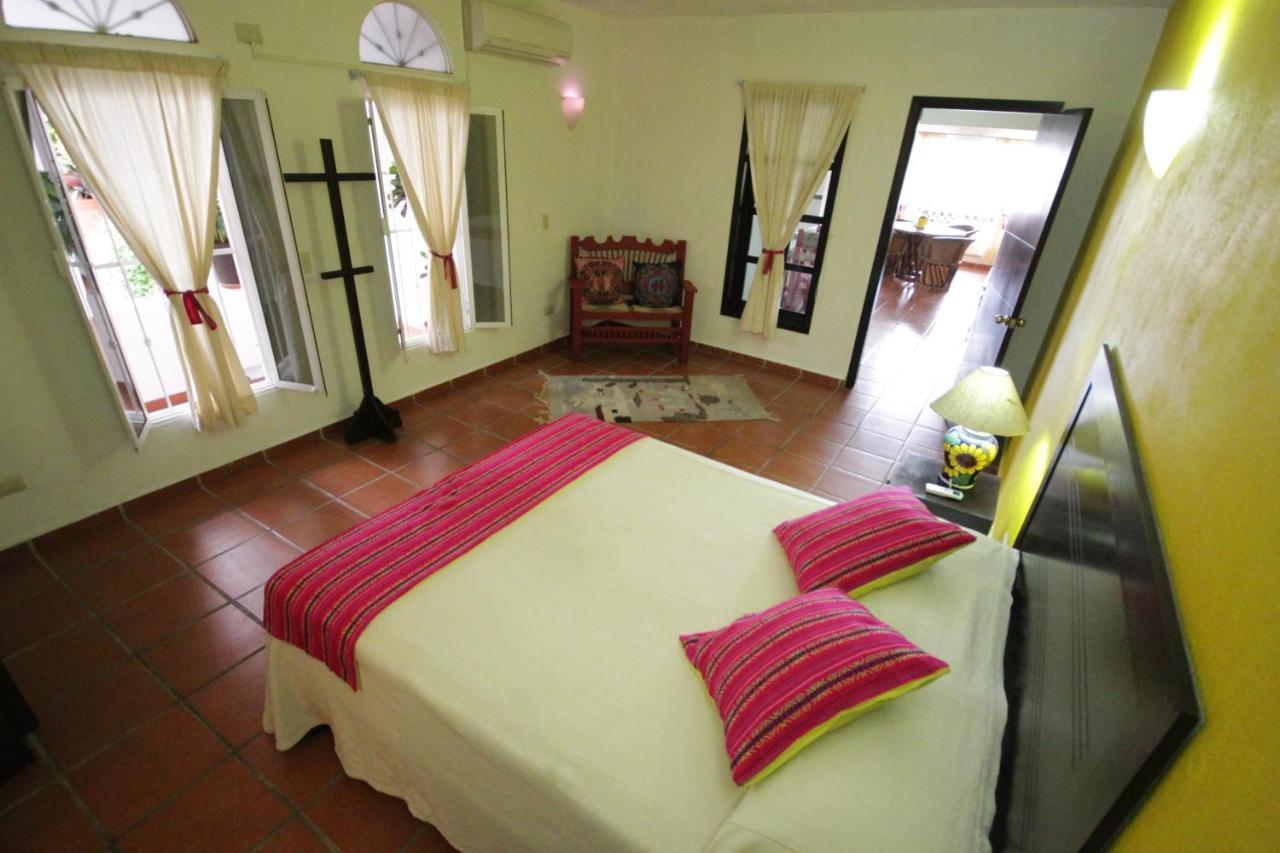 La Iguana Vallarta Lgbt Adults Only - Romantic Zone - Party Clubbing Street Puerto Vallarta Buitenkant foto